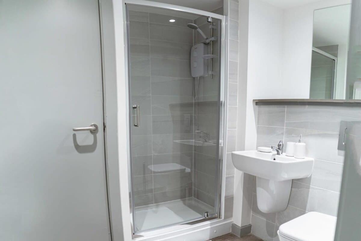 Contemporary 1 Bed Apartment In Central Λίβερπουλ Εξωτερικό φωτογραφία